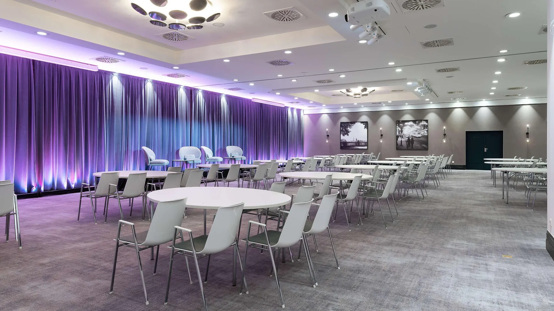 Radisson Collection Grand Place Brussel 5*,