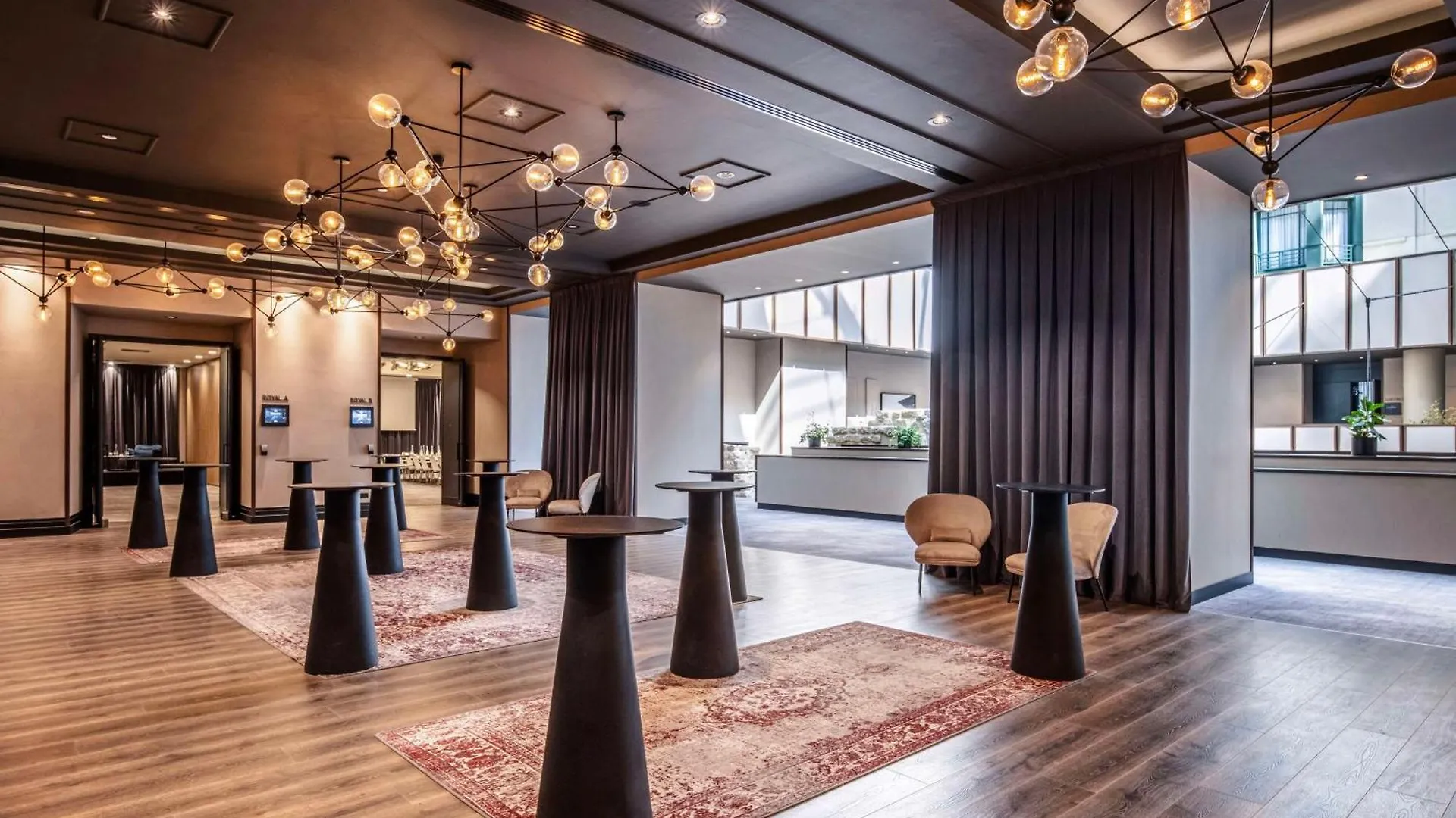 Radisson Collection Grand Place Brussel 5*,
