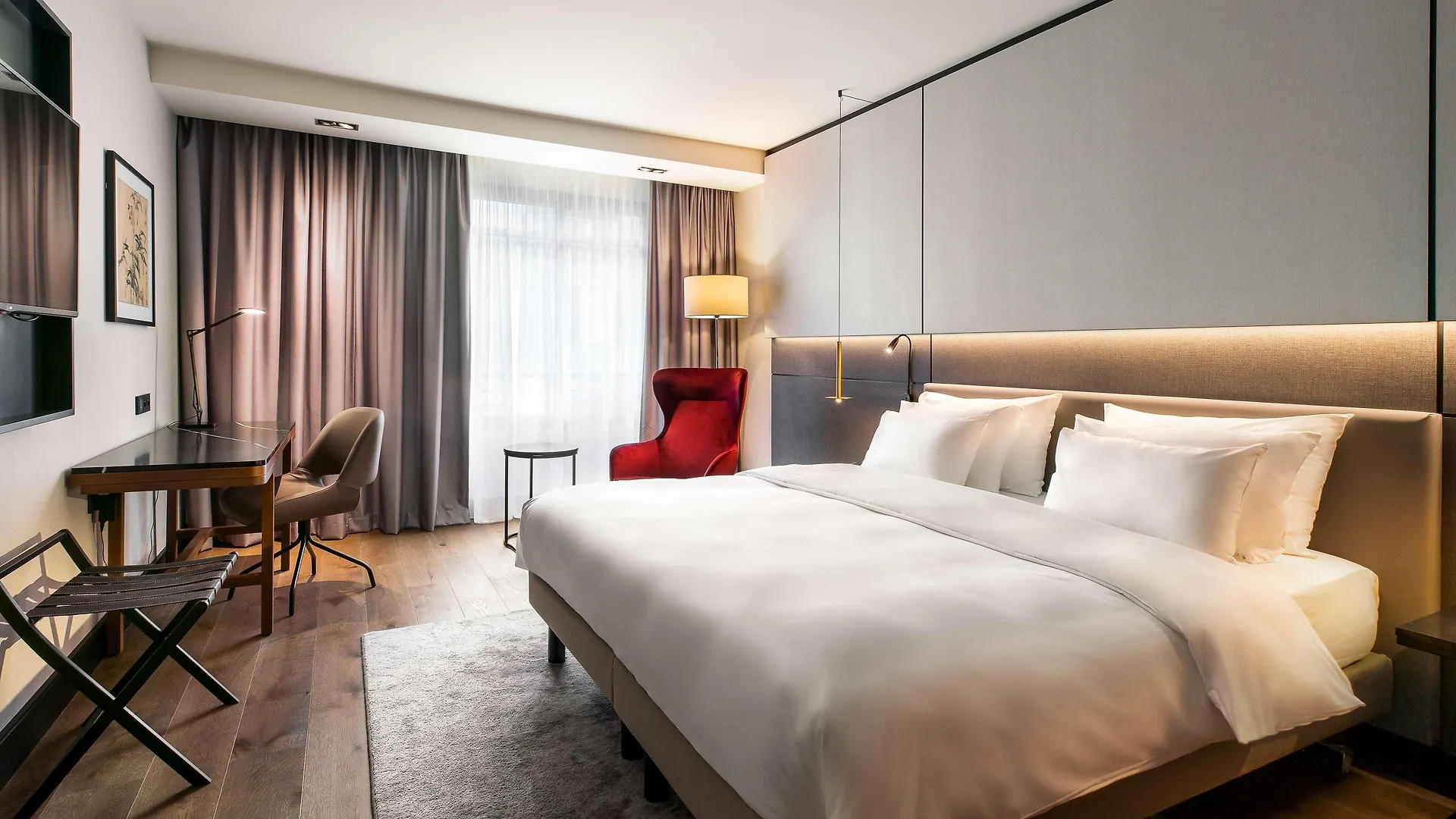 מלון Radisson Collection Grand Place בריסל