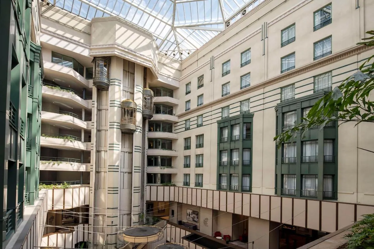 ***** מלון Radisson Collection Grand Place בריסל בלגיה