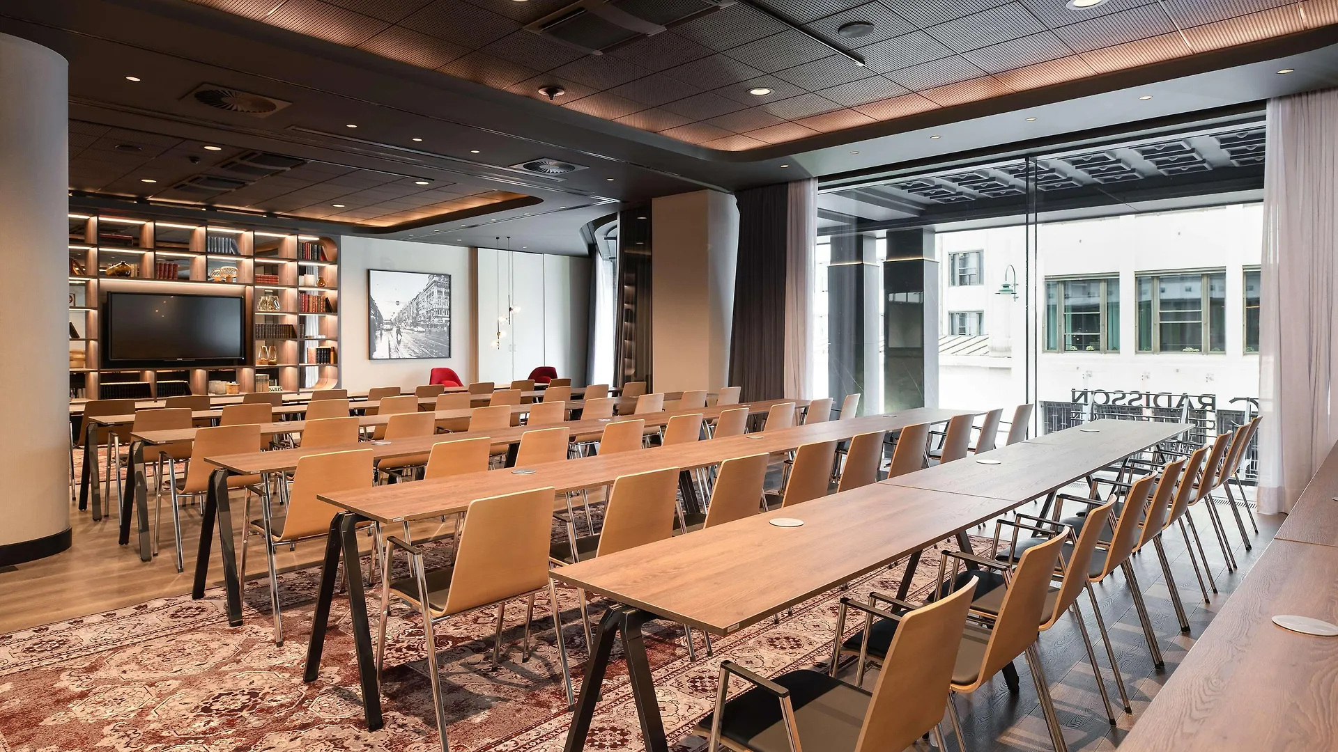 Radisson Collection Grand Place בריסל 5*,  בלגיה
